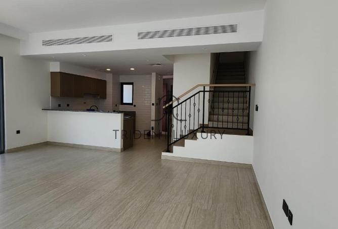 81925854 - Property Main Image