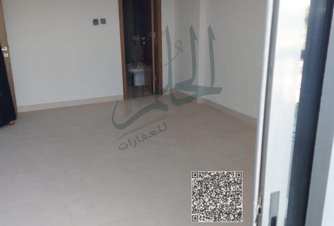 121553129 - Property Image 3
