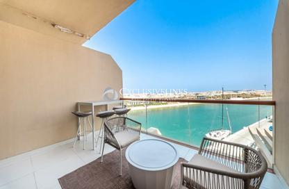 Apartment - Studio - 1 for rent in Palm Views East - Palm Views - Palm Jumeirah - Dubai