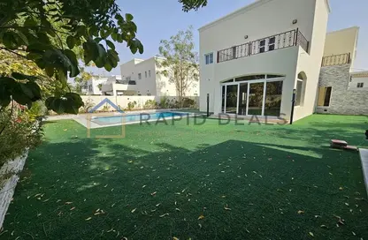 Villa - 4 Bedrooms - 5 Bathrooms for rent in Meadows 1 - Meadows - Dubai