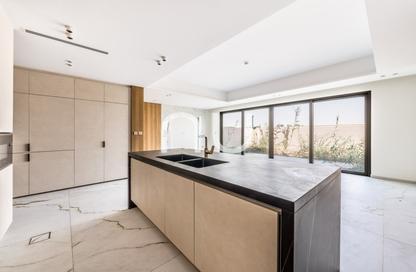 Townhouse - 3 - 4 for rent in Jasmine Lane - Jumeirah Golf Estates - Dubai
