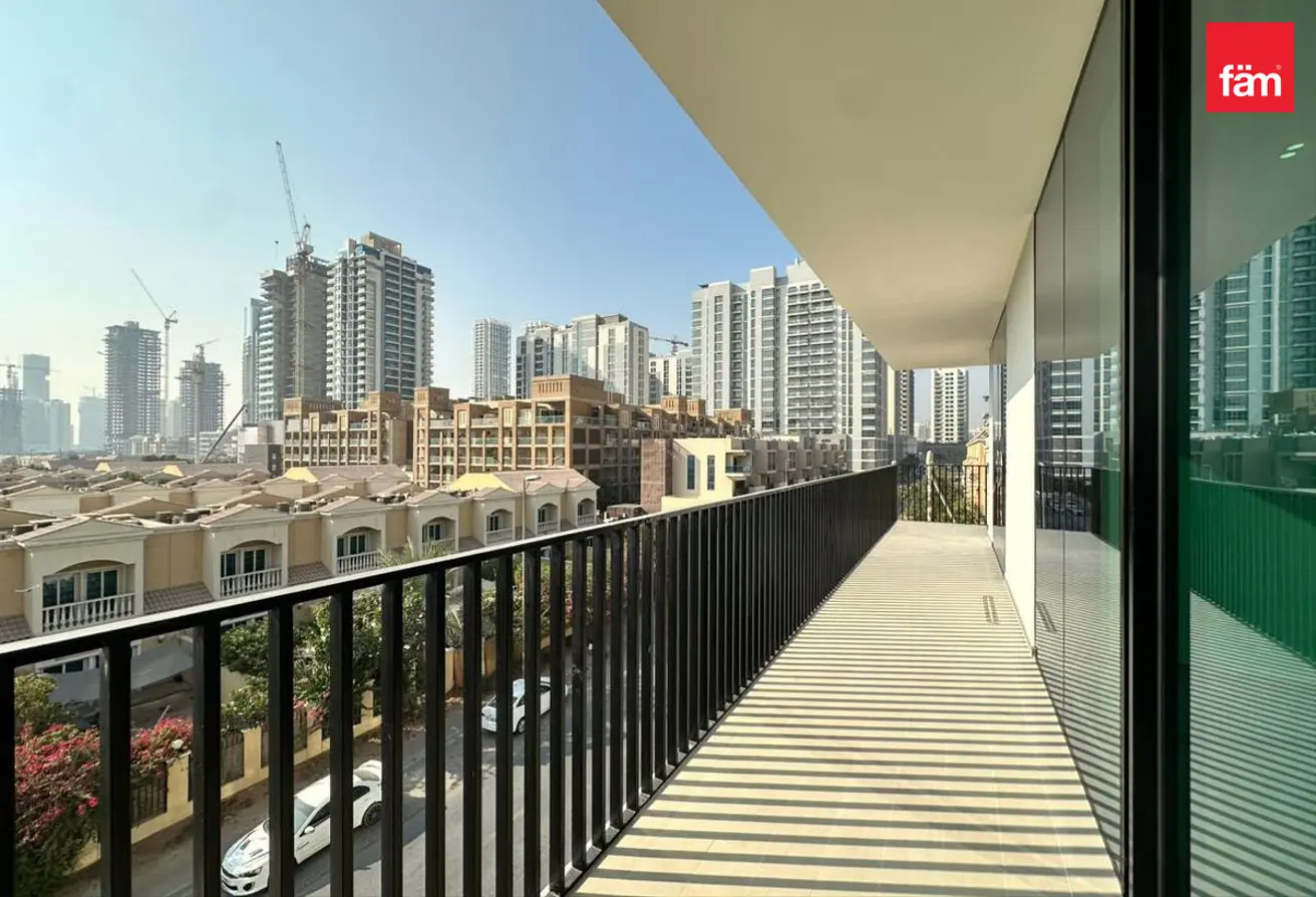 156256995 - Property Main Image