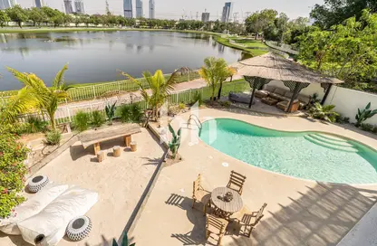 Villa - 5 Bedrooms - 4 Bathrooms for rent in Meadows 9 - Meadows - Dubai