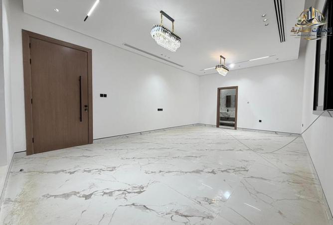 96115401 - Property Image 2