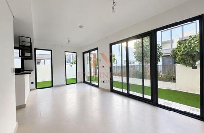 Townhouse - 4 - 5 for sale in Aura Gardens - Tilal Al Ghaf - Dubai Townhouse - 4 - 5 for sale in Aura Gardens - Tilal Al Ghaf - Dubai