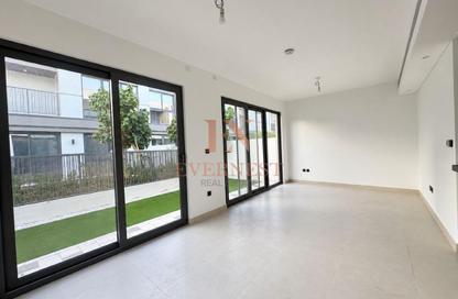 Townhouse - 4 - 5 for sale in Aura Gardens - Tilal Al Ghaf - Dubai Townhouse - 4 - 5 for sale in Aura Gardens - Tilal Al Ghaf - Dubai