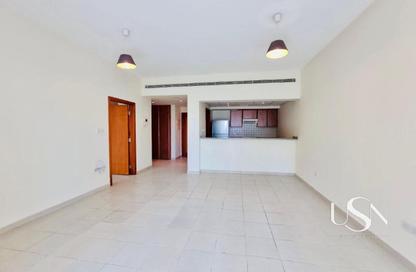 Apartment - 1 Bedroom - 1 Bathroom for rent in Al Dhafra 4 - Al Dhafra - Greens - Dubai
