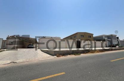 Villa - 5 - 5 for rent in Al Dhait North - Al Dhait - Ras Al Khaimah