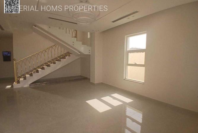 70693345 - Property Image 3