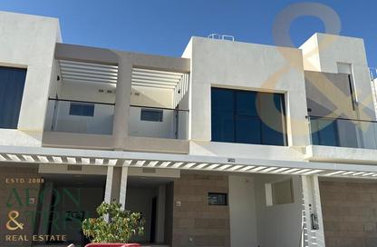 Townhouse - 3 - 3 for sale in Greenwoods - Damac Hills - Dubai