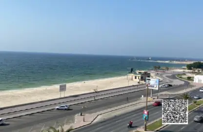 شقة - 2 غرف نوم - 2 حمامات للايجار في مساكن كورنيش عجمان - طريق كورنيش عجمان - عجمان