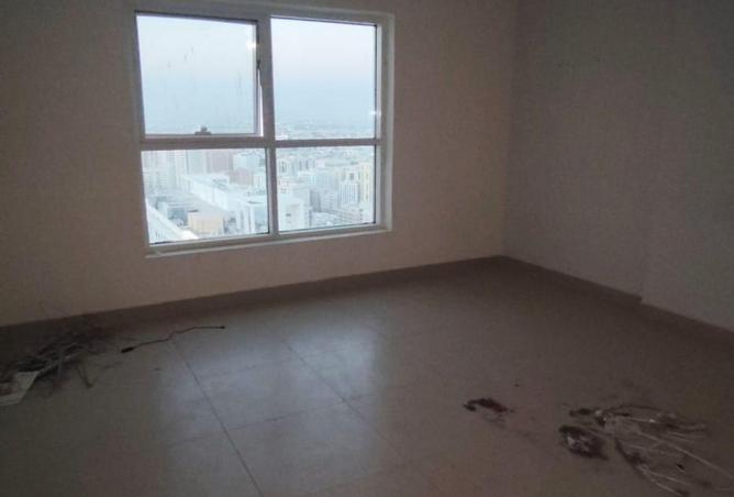 98254333 - Property Image 3