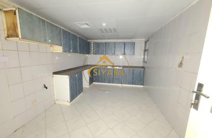 Apartment - 3 Bedrooms - 4 Bathrooms for rent in Taliatela Street - Al Nahda - Sharjah