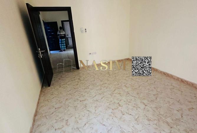 74235094 - Property Image 2