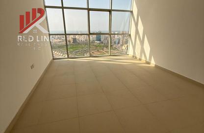 Apartment - 3 Bedrooms - 3 Bathrooms for rent in Al Majaz 1 - Al Majaz - Sharjah