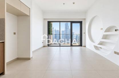 Apartment - 2 - 2 for rent in Burj Royale - Downtown Dubai - Dubai