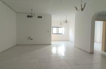 Apartment - 3 Bedrooms - 3 Bathrooms for rent in Qasimia 10 building - Al Mahatta - Al Qasimia - Sharjah Apartment - 3 Bedrooms - 3 Bathrooms for rent in Qasimia 10 building - Al Mahatta - Al Qasimia - Sharjah