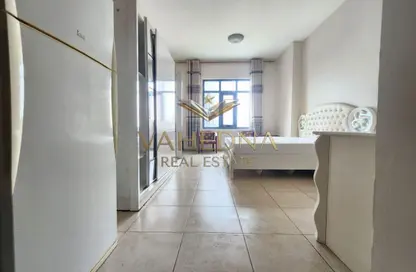 Apartment - 1 Bathroom for rent in Palace Tower 2 - Palace Towers - Dubai Silicon Oasis - Dubai