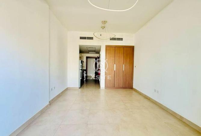 120184601 - Property Main Image
