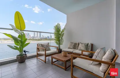 Apartment - 1 Bedroom - 2 Bathrooms for sale in Azure Residences - Palm Jumeirah - Dubai