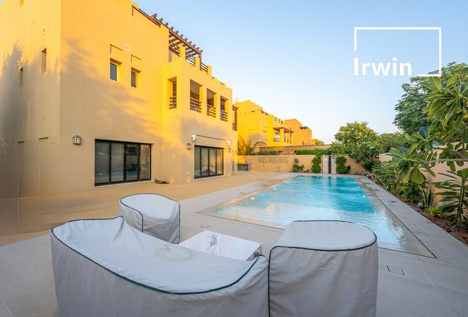 16009038 - Property Image 2