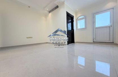 Apartment - Studio - 1 for rent in Al Qubaisat - Al Mushrif - Abu Dhabi