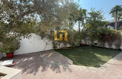 Villa - 4 - 6 for rent in Umm Suqeim 3 Villas - Umm Suqeim 3 - Umm Suqeim - Dubai