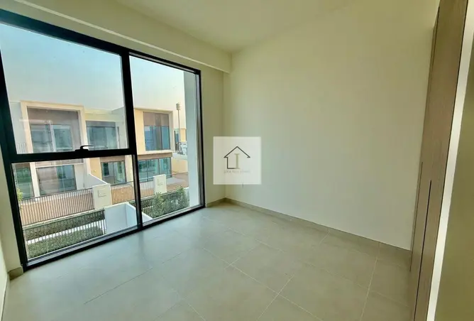 138766083 - Property Image 2