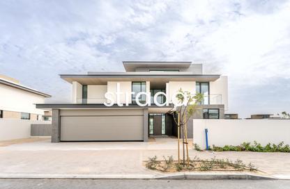 Villa - 5 - 6 for sale in Farm Gardens - The Valley - Dubai