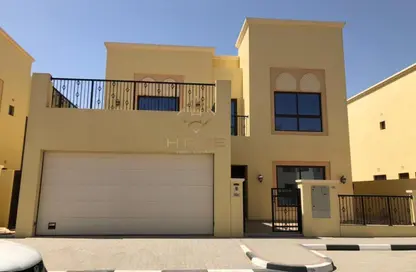 Villa - 4 Bedrooms - 5 Bathrooms for rent in Nad Al Sheba Villas - Nad Al Sheba 3 - Nad Al Sheba - Dubai