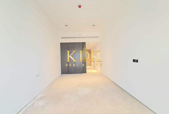 110981043 - Property Image 2