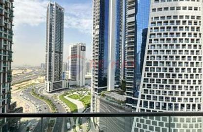 شقة - غرفة نوم - 2 حمامات للايجار في برج سينشري - الخليج التجاري - دبي