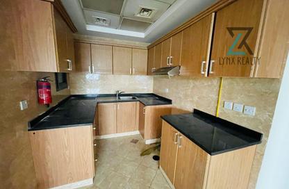 Apartment - 1 Bedroom - 2 Bathrooms for rent in Al Marzooqi Building - Al Jaddaf - Dubai Apartment - 1 Bedroom - 2 Bathrooms for rent in Al Marzooqi Building - Al Jaddaf - Dubai