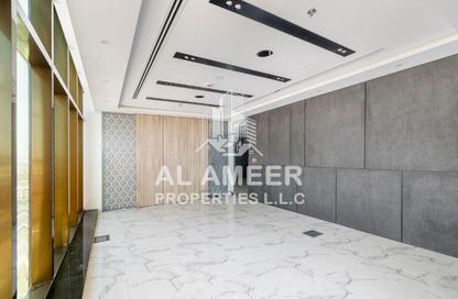 Office Space - Studio - 1 Bathroom for rent in Mankhool - Bur Dubai - Dubai