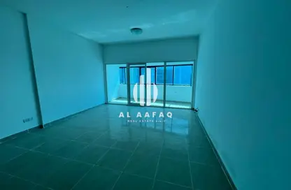 Apartment - 3 Bedrooms - 4 Bathrooms for rent in Al Mamzar - Al Mamzar - Sharjah - Sharjah