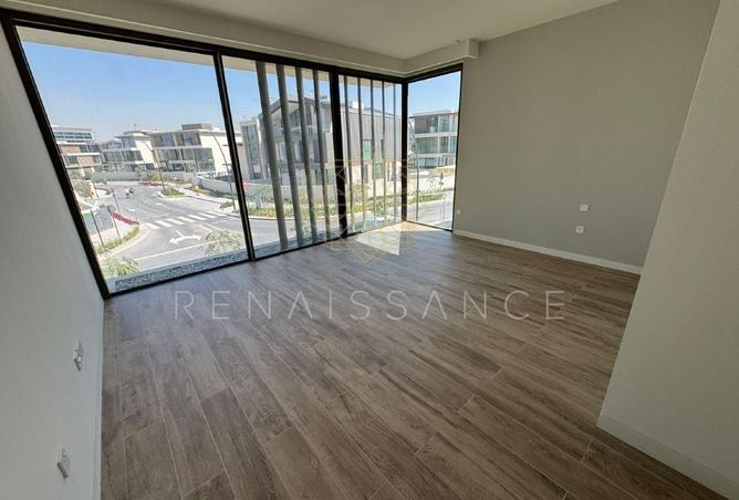 75010707 - Property Image 2