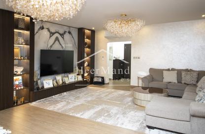Townhouse - 5 Bedrooms - 4 Bathrooms for sale in The Townhouses at Al Hamra Village - Al Hamra Village - Ras Al Khaimah Townhouse - 5 Bedrooms - 4 Bathrooms for sale in The Townhouses at Al Hamra Village - Al Hamra Village - Ras Al Khaimah