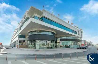 محل للايجار في مركز الجود - القوز - دبي