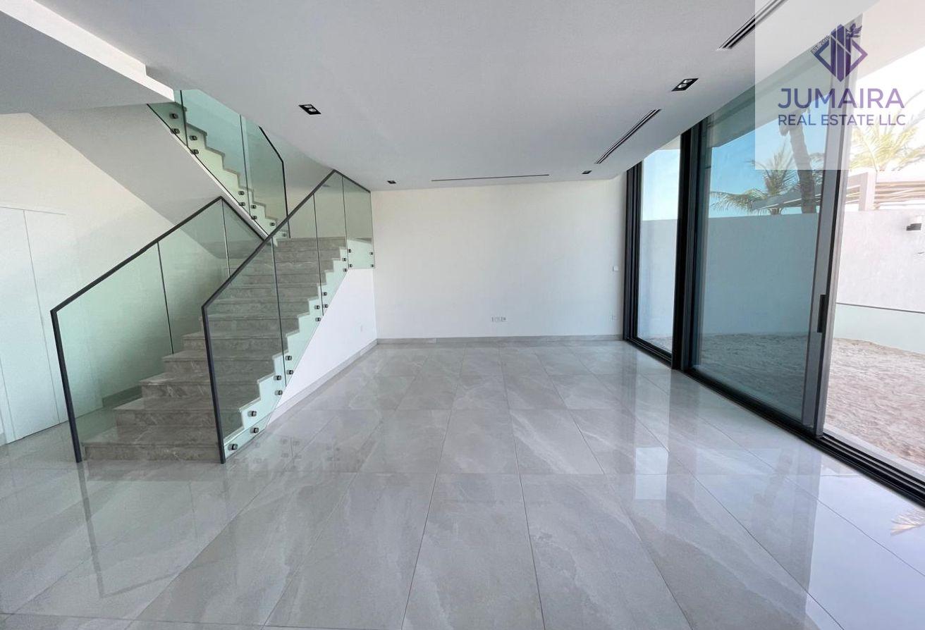 Premium Beachfront 4BR Villa | Al Marjan Island