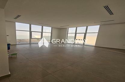 Villa - 4 - 5 for rent in Wadi Al Amardi - Dubai Villa - 4 - 5 for rent in Wadi Al Amardi - Dubai