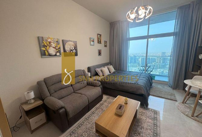 73842815 - Property Image 2