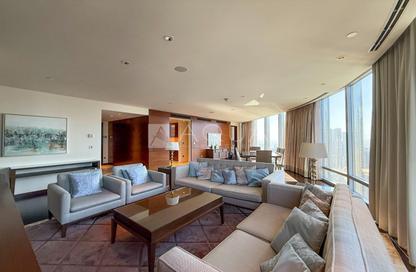 Apartment - 2 Bedrooms - 2 Bathrooms for rent in Burj Khalifa - Burj Khalifa Area - Downtown Dubai - Dubai