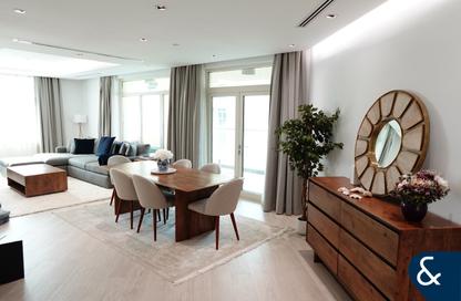Apartment - 3 Bedrooms - 3 Bathrooms for rent in Al Anbara - Shoreline Apartments - Palm Jumeirah - Dubai