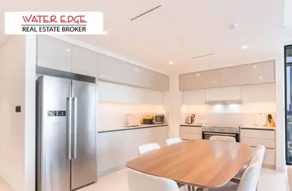 Apartment - 3 Bedrooms - 4 Bathrooms for sale in Marina Vista Tower 1 - Marina Vista - Emaar Beachfront - Dubai Harbour - Dubai