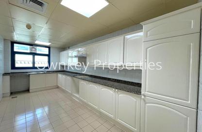 Apartment - 2 Bedrooms - 2 Bathrooms for rent in Emerald Mankhool 1 - Al Mankhool - Bur Dubai - Dubai