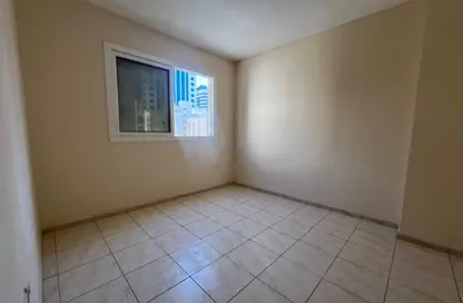 شقة - 2 غرف نوم - 2 حمامات للايجار في المجرة - الشرق - الشارقة