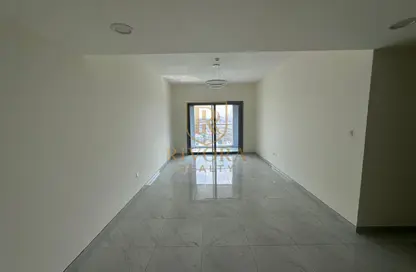 Apartment - 2 Bedrooms - 3 Bathrooms for rent in Titanium Tower - Al Karama - Bur Dubai - Dubai