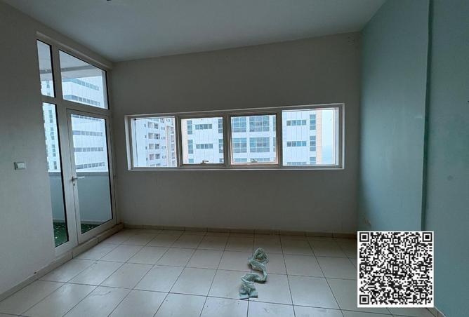 74644429 - Property Image 2