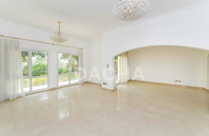 Villa - 5 - 5 for sale in Meadows 1 - Meadows - Dubai