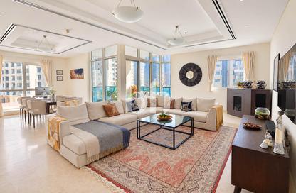 Apartment - 2 - 4 for sale in La Residencia Del Mar - Dubai Marina - Dubai